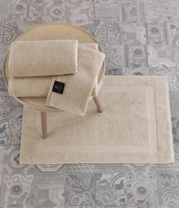 Globaltex hospitality linen product display